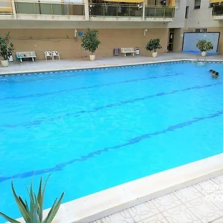 Atico Escaladei , Centrico Y Con Piscina Apartment *